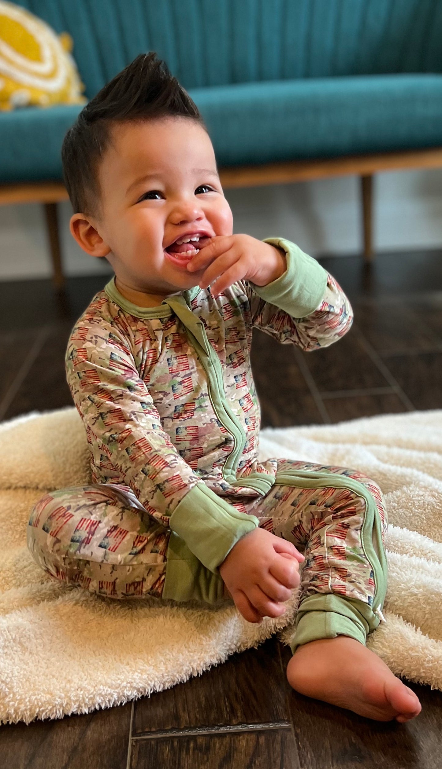 American Soldier (Green) Snug Suit